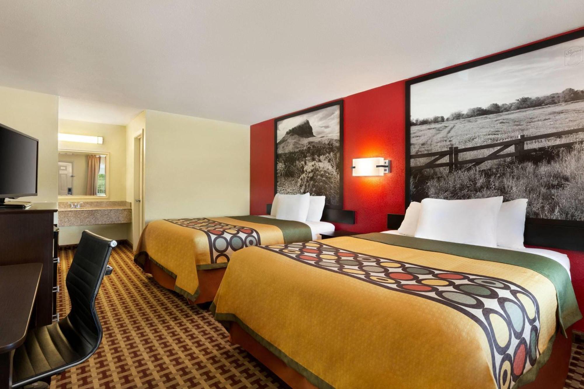Super 8 By Wyndham Corsicana Esterno foto